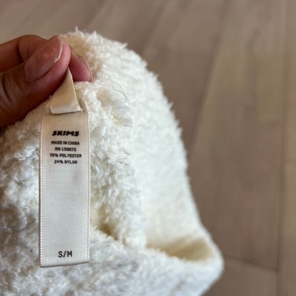 SKIMS Cozy Knit Short size s/m - Picture 8 of 8
